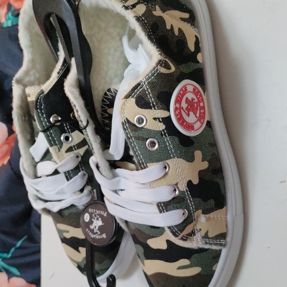 Beverly hills polo club sneakers size 7 - Picture 2 of 4